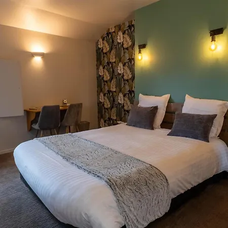 Logis Restaurant La Chatellenie ホテル 3*