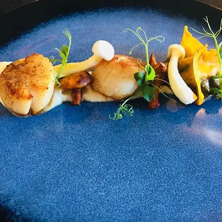 ホテル Logis Restaurant La Chatellenie