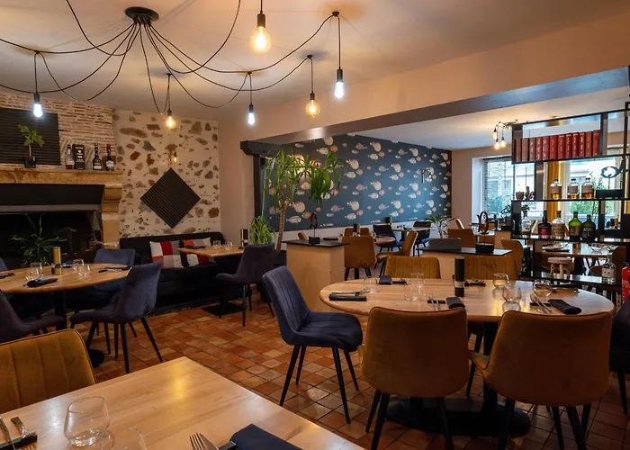 Logis Restaurant La Chatellenie 3*