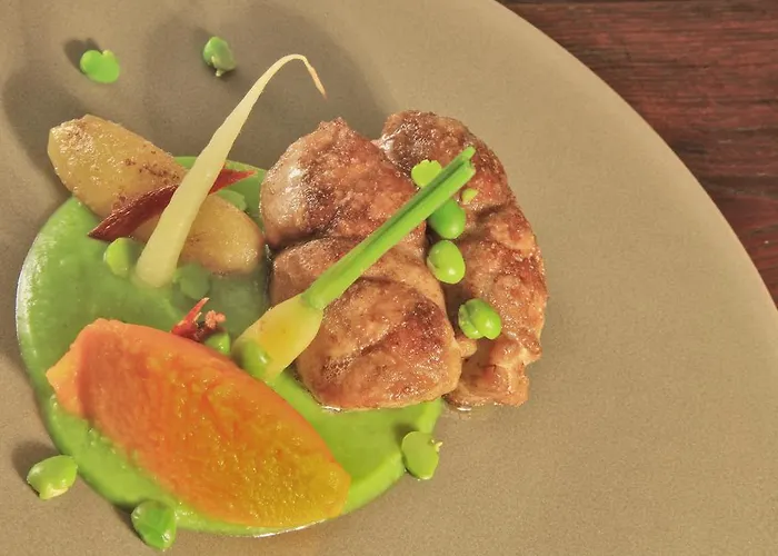 Hotel Logis Restaurant La Chatellenie Availles-Limouzine