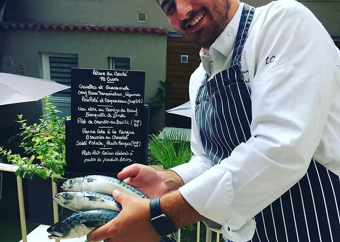 Logis Restaurant La Chatellenie Hotel Availles-Limouzine