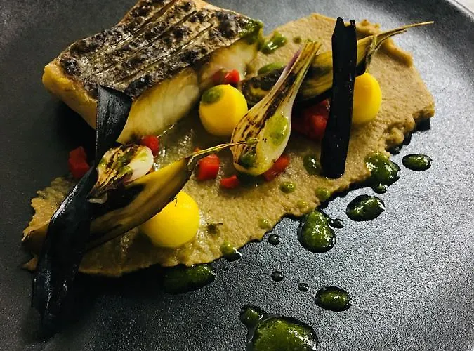 Logis Restaurant La Chatellenie Availles-Limouzine